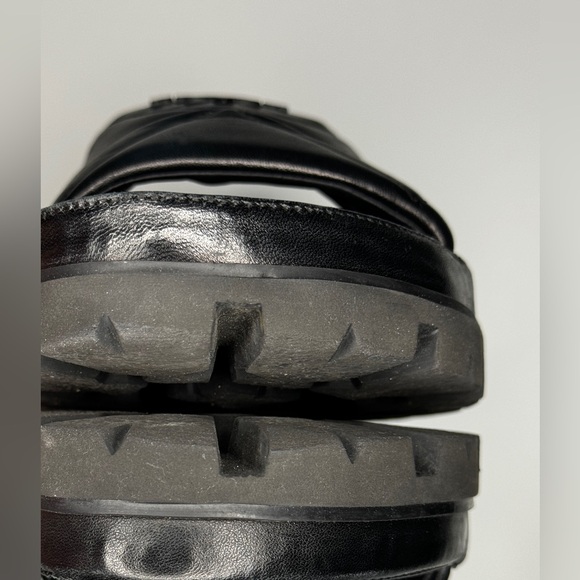 Prada slipper sandals in quilted leather size 40 - Picture 9 of 11